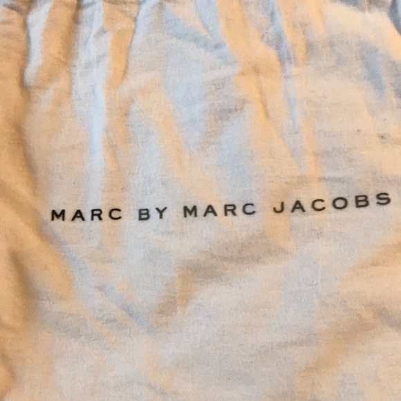 Marc by Marc Jacobs small cross body - Picture 6 of 7